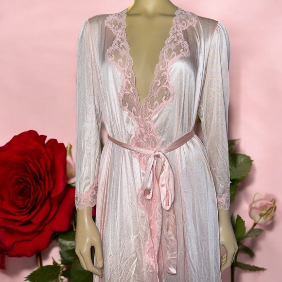 Vintage Maidenform style women’s long pink lace details negligee nightgown sz S